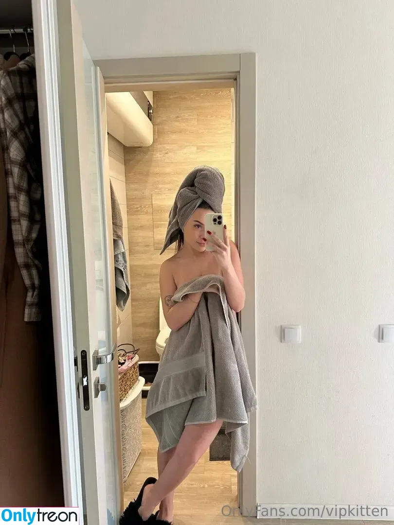 vipkitten nude photo #0055 (vipkitten)