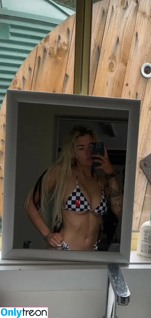 VIRAL nude photo #0060 (Bikinicowgirl1 / Bikinicowgirl69 / Storm_hogan)