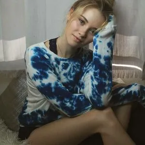Virginia Gardner / Ginny / ginnygardner nude photo #0129