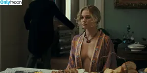 Virginia Gardner / Ginny / ginnygardner nude photo #0281