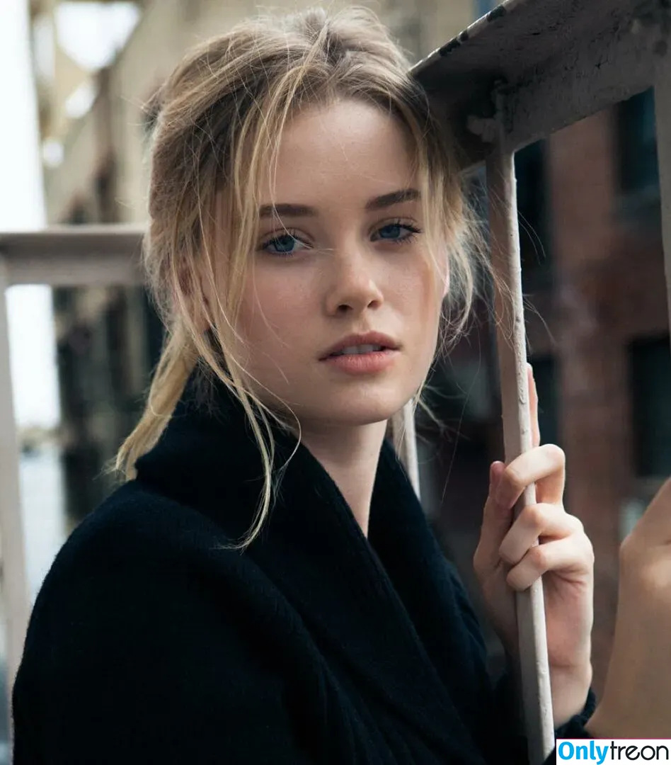 Virginia Gardner nude photo #0127 (Ginny / ginnygardner)
