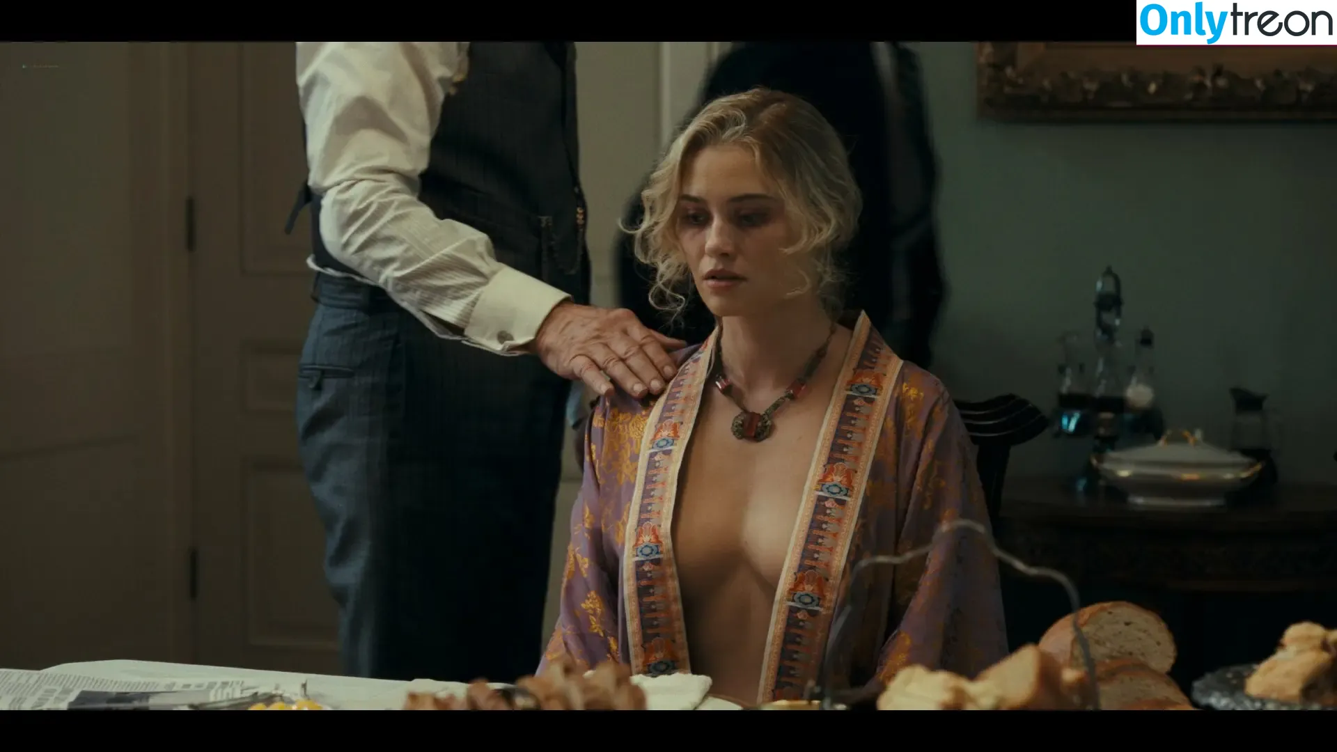 Virginia Gardner nude photo #0306 (Ginny / ginnygardner)
