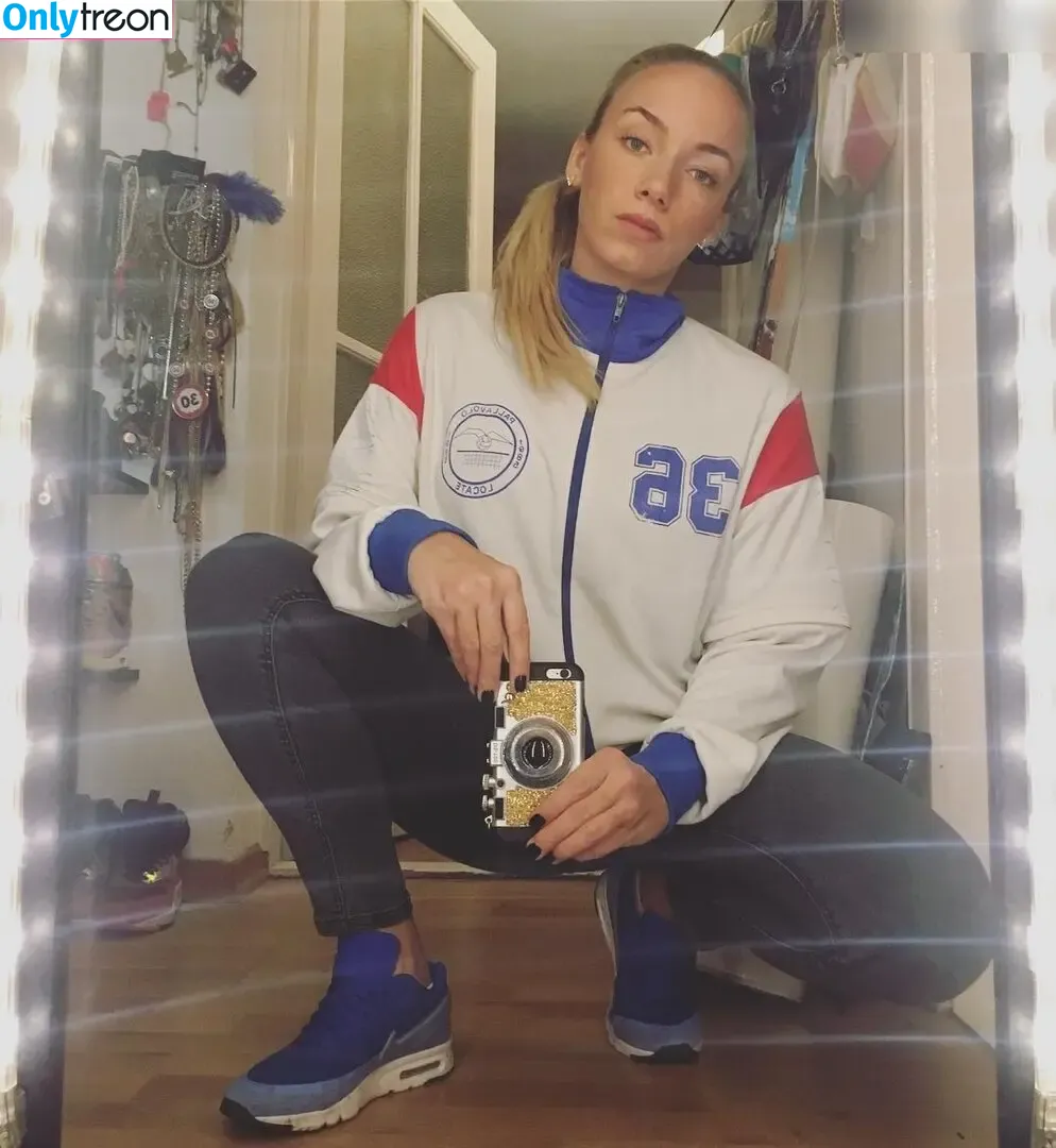 Visa Vie nude photo #0011 (visavie1 / visavieofficial)