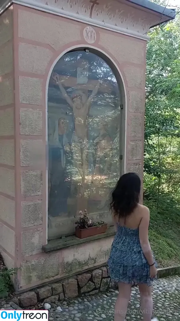 vitiligorafree nude photo #0015 (livinglifefree__)