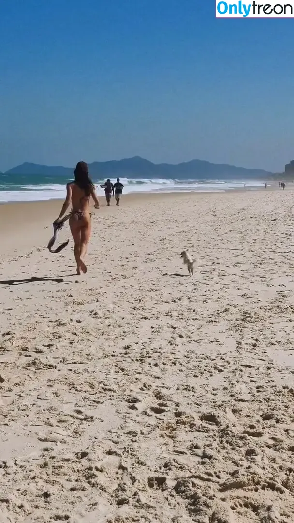Vitória Strada nude photo #0129 (vitoria / vitoriastrada_)