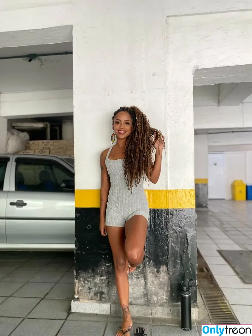 vitoria_alves nude photo #0084 (vitoriaalves02__)