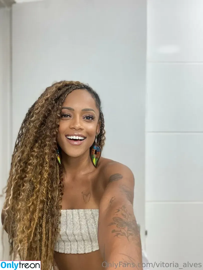 vitoria_alves nude photo #0094 (vitoriaalves02__)