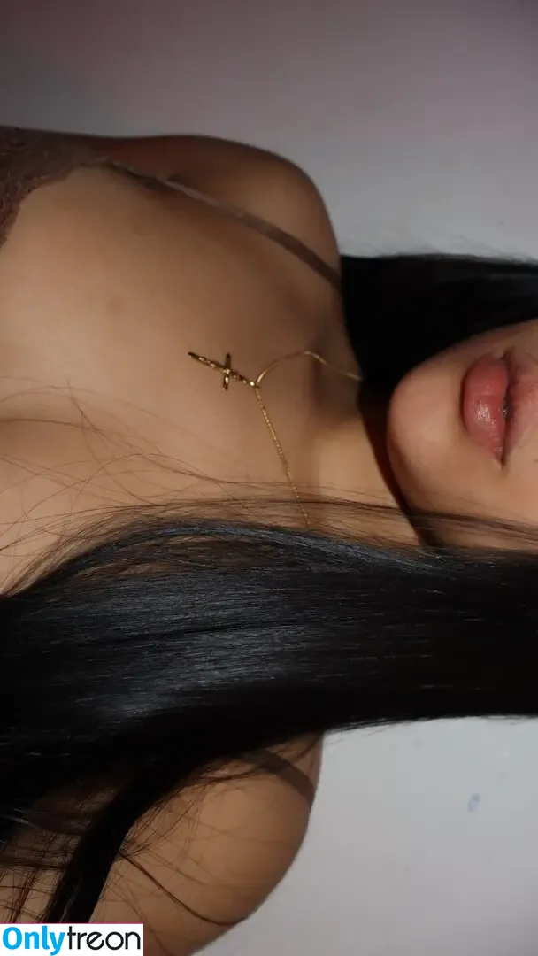 Vitória Kelly nude photo #0376 (victoriakelly01 / vitoriakelly)