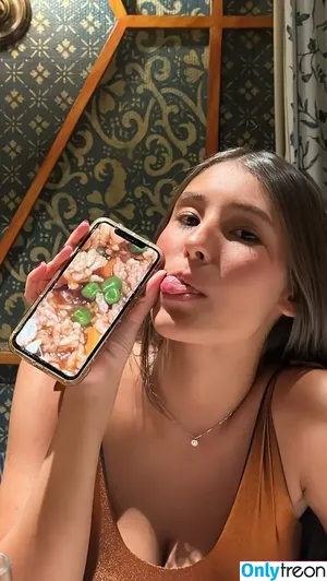 Vittoria / _viu__ / vittorialazzari nude photo #0311