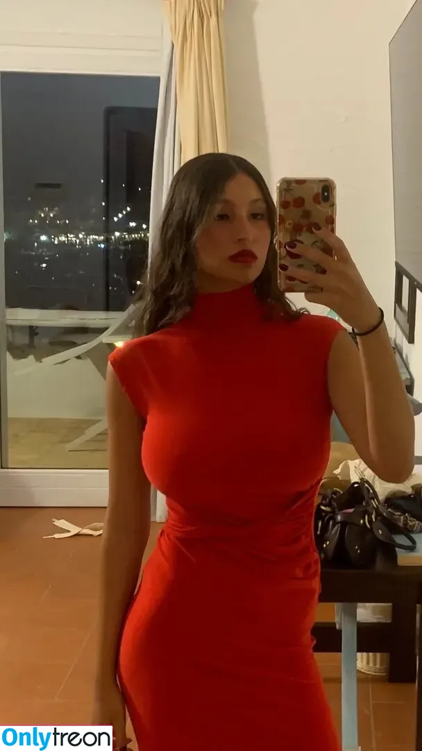 Vittoria nude photo #0165 (_viu__ / vittorialazzari)