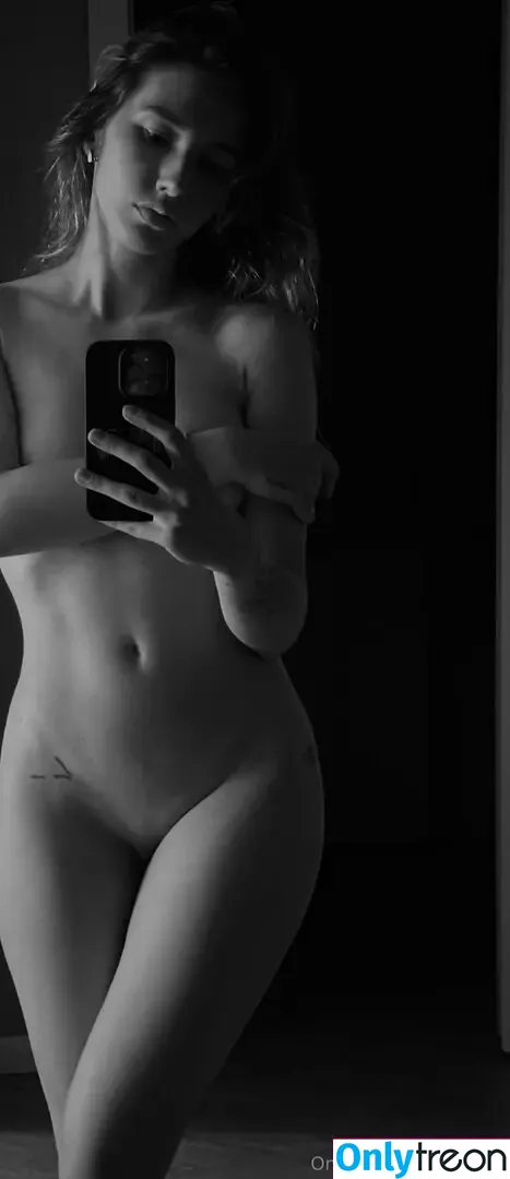 vivi.an nude photo #0001 (vivi.an._)