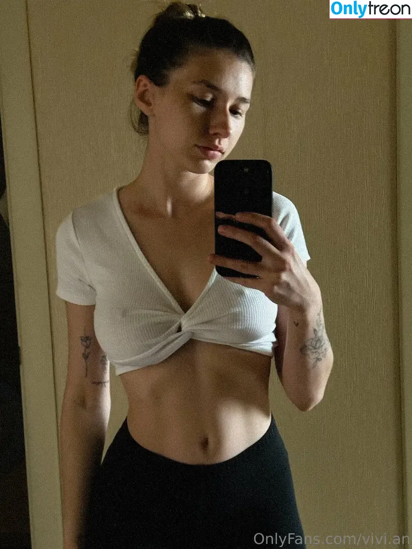 vivi.an nude photo #0032 (vivi.an._)