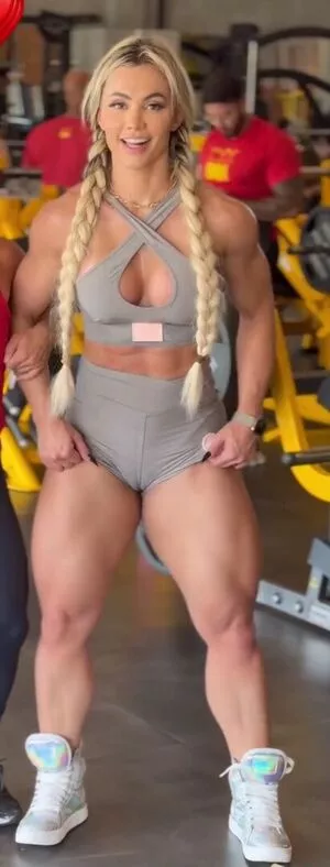 Vivi Winkler / viviwinkler фото голая #0101