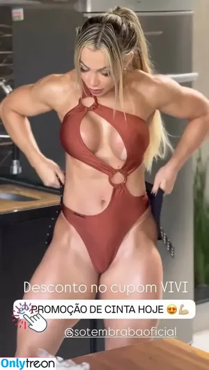Vivi Winkler / viviwinkler nude photo #0446