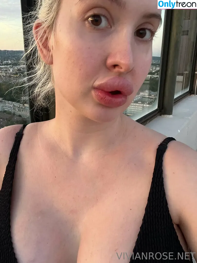 Vivian_Rose голая photo #0155 (vivianroseofficial)