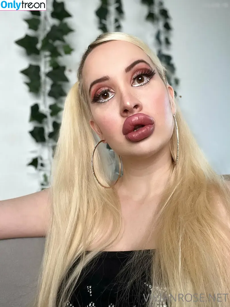 Vivian_Rose голая photo #0410 (vivianroseofficial)