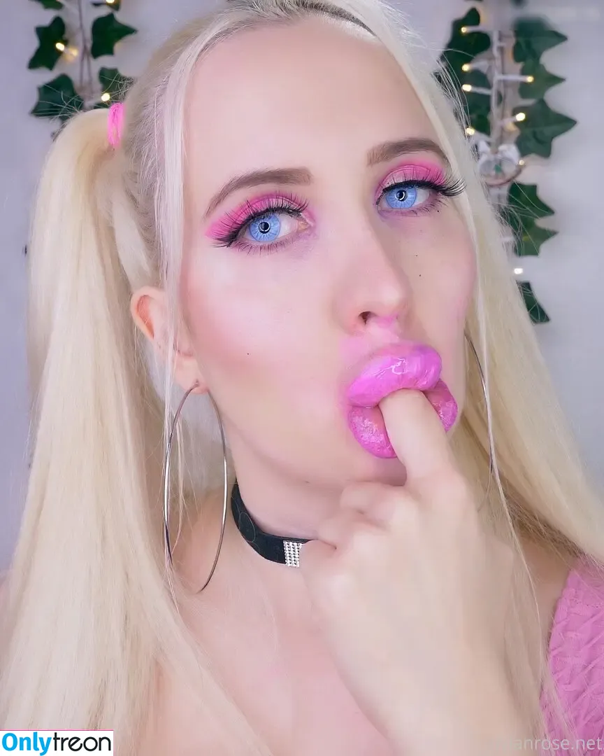 Vivian_Rose голая photo #0580 (vivianroseofficial)