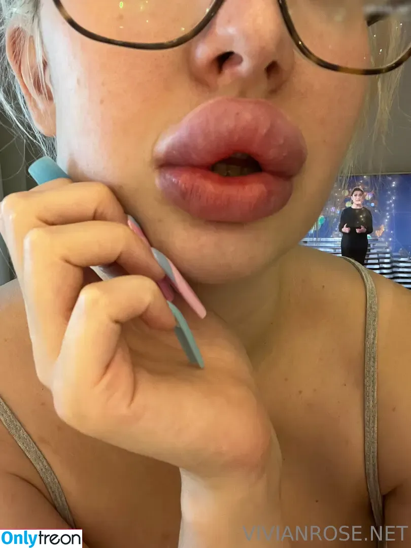 Vivian_Rose nude photo #0808 (vivianroseofficial)