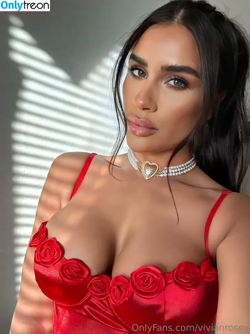 vivianrosex nude photo #0021 (vivianroseofficial)