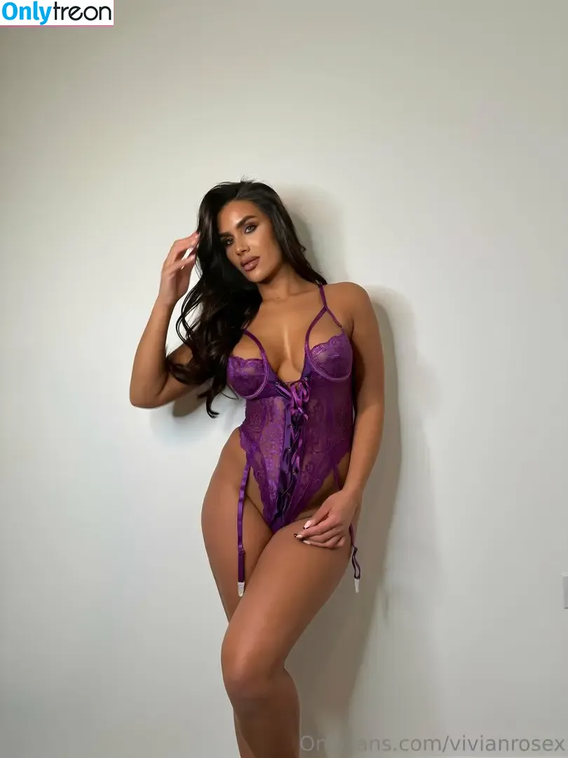vivianrosex nude photo #0023 (vivianroseofficial)