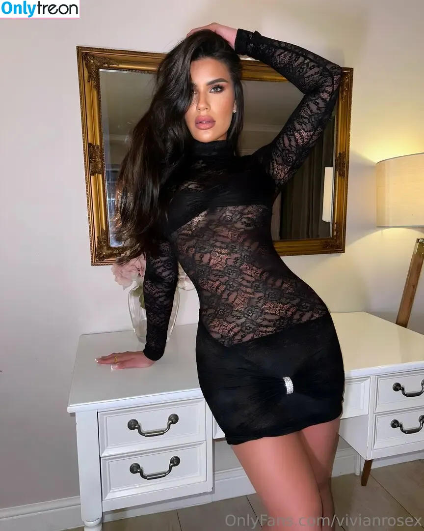 vivianrosex nude photo #0044 (vivianroseofficial)