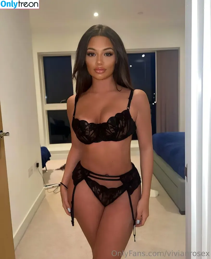 vivianrosex nude photo #0050 (vivianroseofficial)