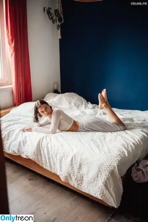 Vivien (Vivi) König / vivi_koenig nude photo #0070