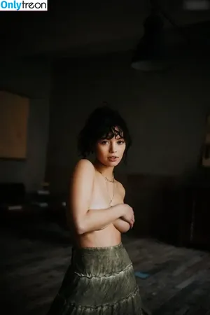Vivien (Vivi) König / vivi_koenig nude photo #0140