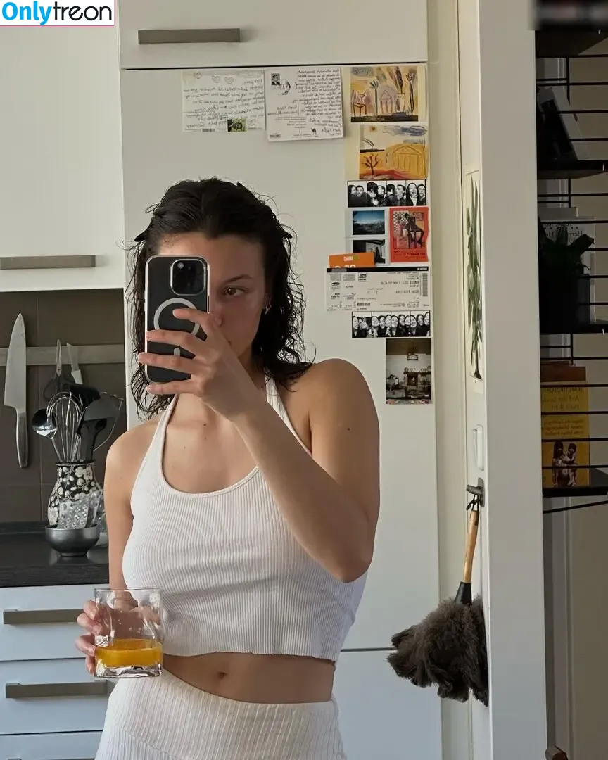 Vivien (Vivi) König nude photo #0019 (vivi_koenig)