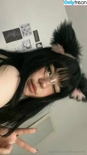 vivika / carbwlitio / fragiletodeath / fragilevivi nude photo #0011