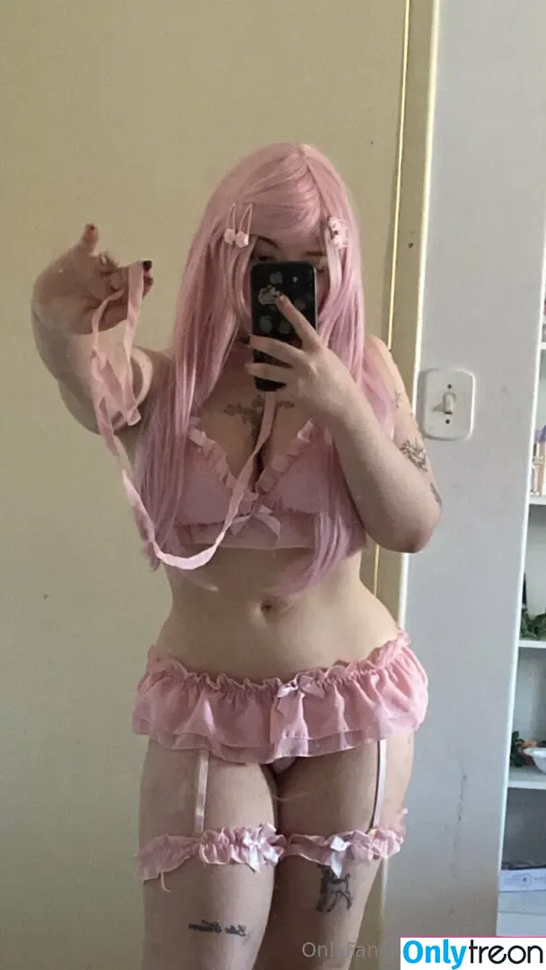 vivika nude photo #0006 (carbwlitio / fragiletodeath / fragilevivi)