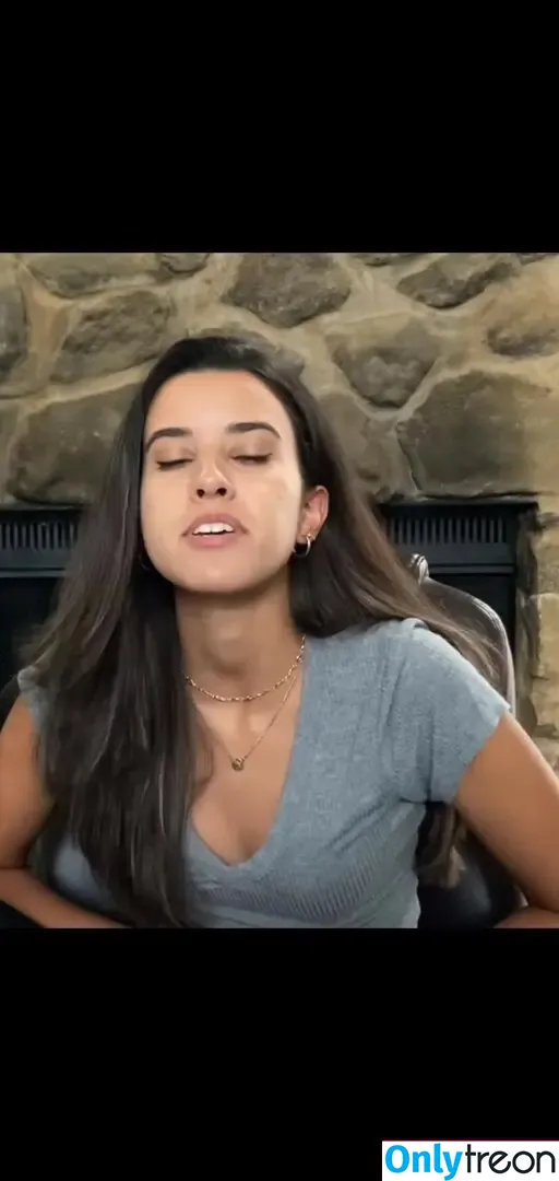 Vivreacts nude photo #0062 (vegasvittoria / viviannn_v)