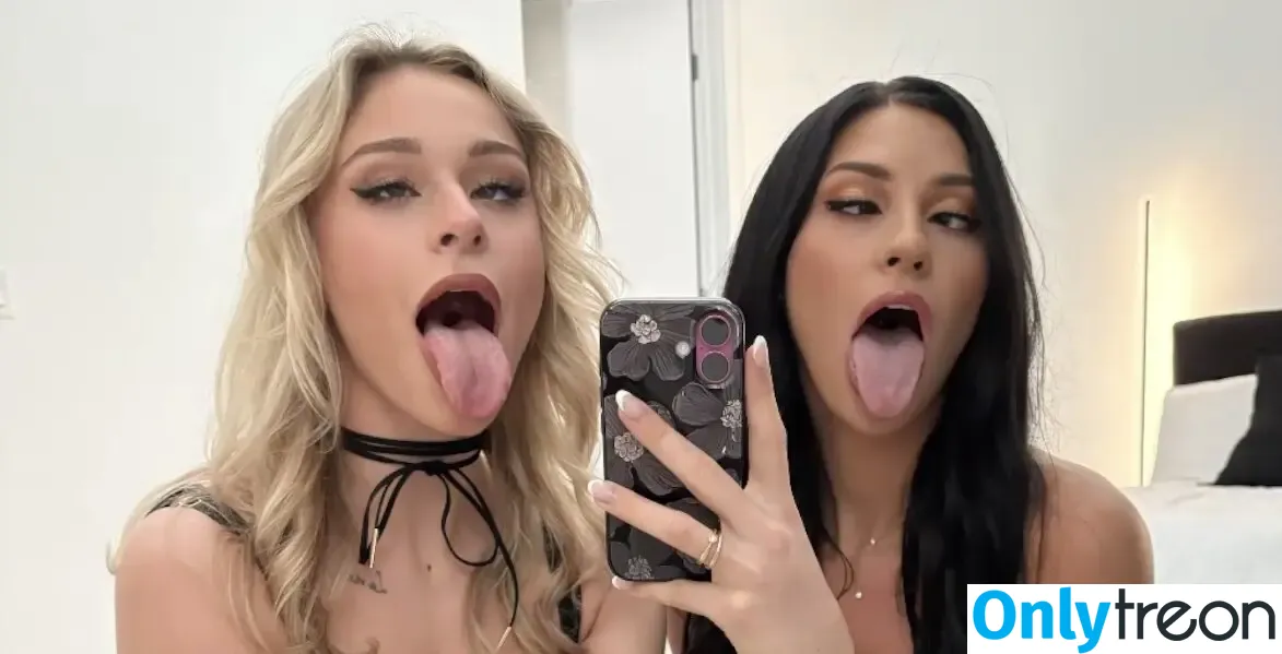 Vixengoddesss_ nude photo #0001 (iamvixxengoddess / taviathevix / vix-en-god-esss / vixen tavia)