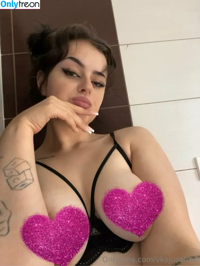vkajusafree nude photo #0036 (liz_05_dixson)