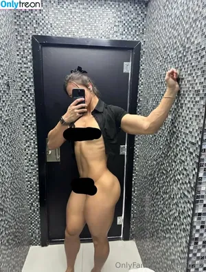 vladigal2 / vladigalagan nude photo #0081
