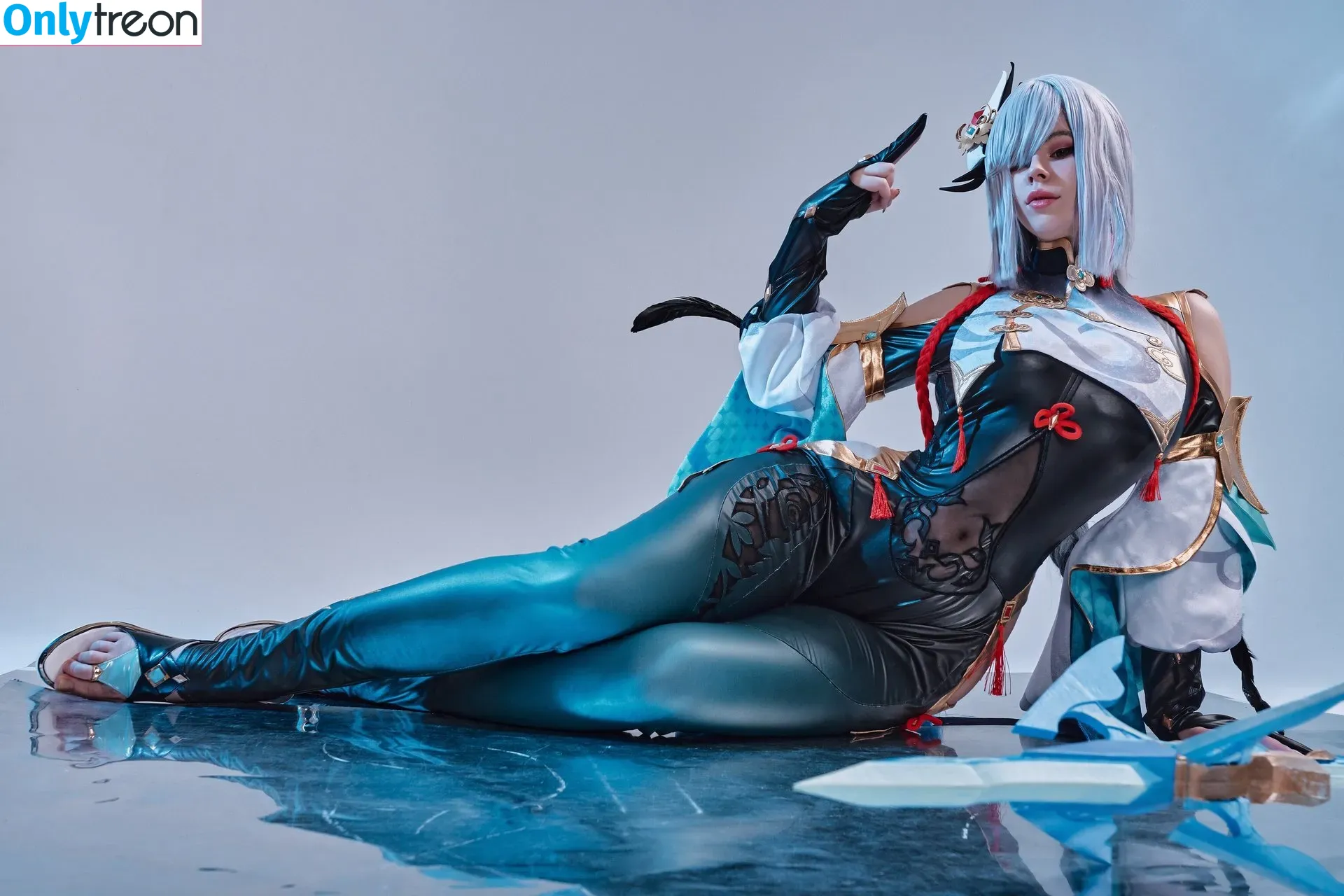 Voezacos голая photo #0216 (voezacosplay)