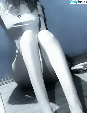 voleuri / harovin / jonocastanoacero nude photo #0003