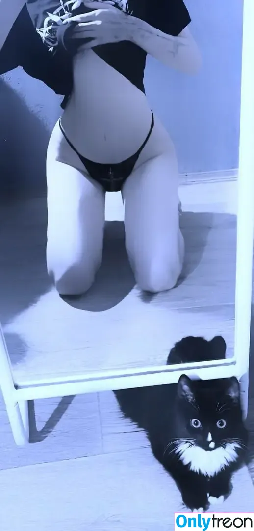 voleuri nude photo #0004 (harovin / jonocastanoacero)