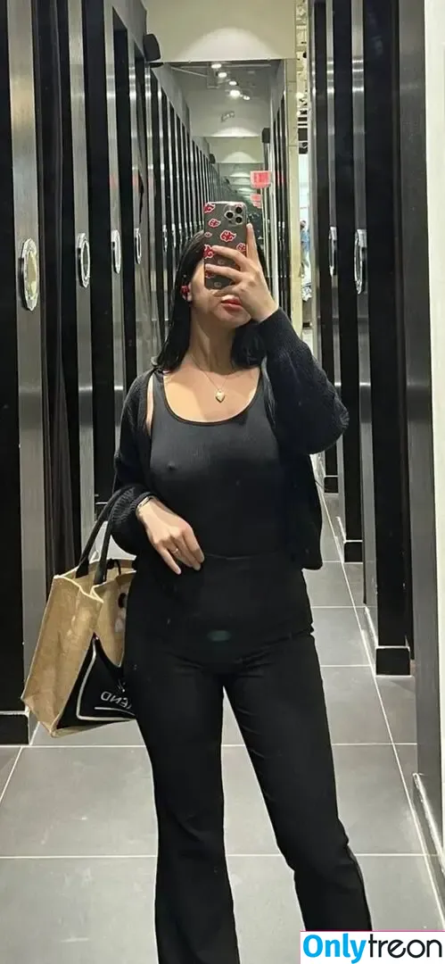 Vrosess голая photo #0011 (redcoveredroses / vrosess_)
