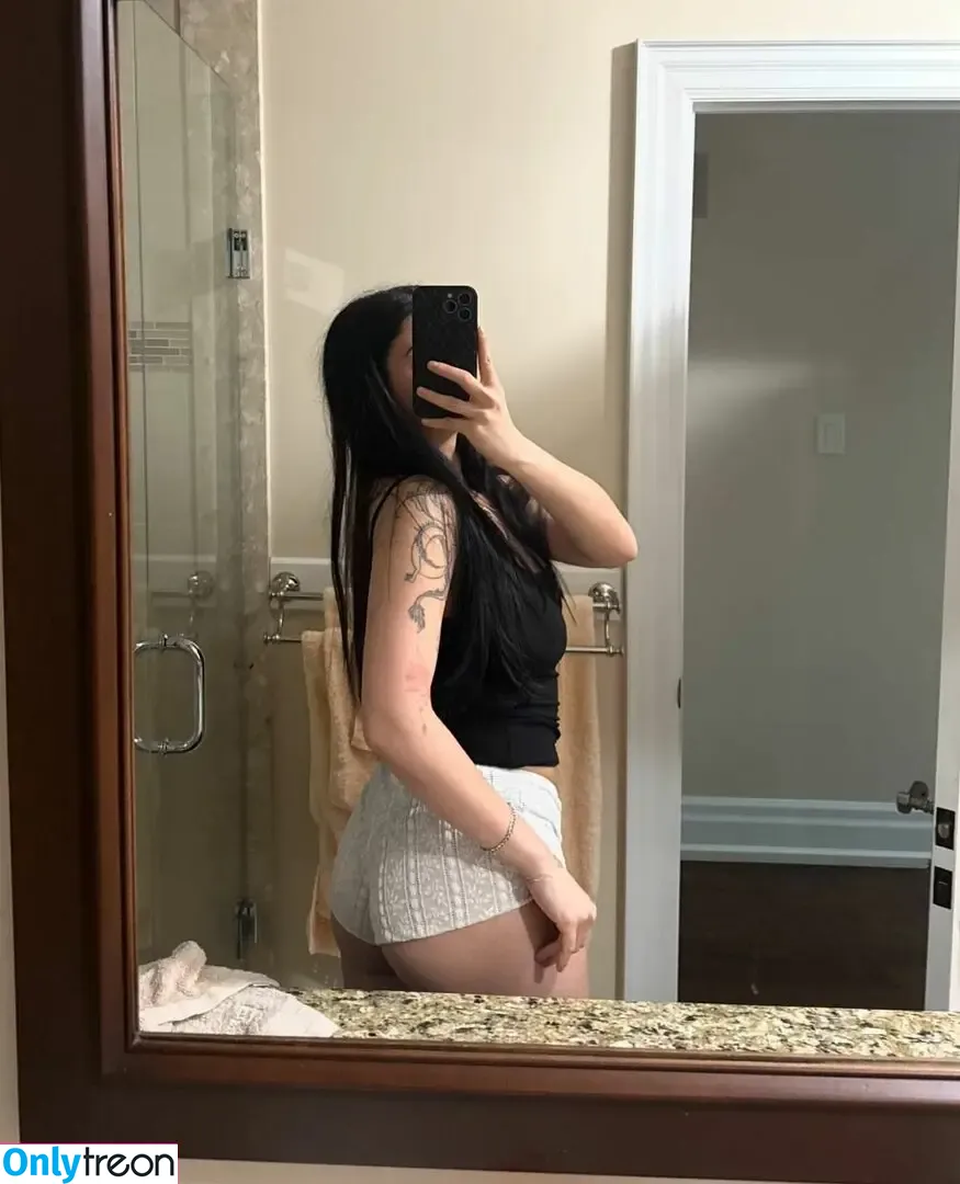 Vrosess nude photo #0064 (redcoveredroses / vrosess_)