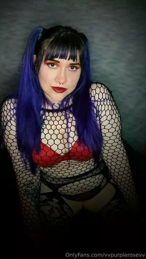 vvpurplerosevv / manwhosmile фото голая #0091