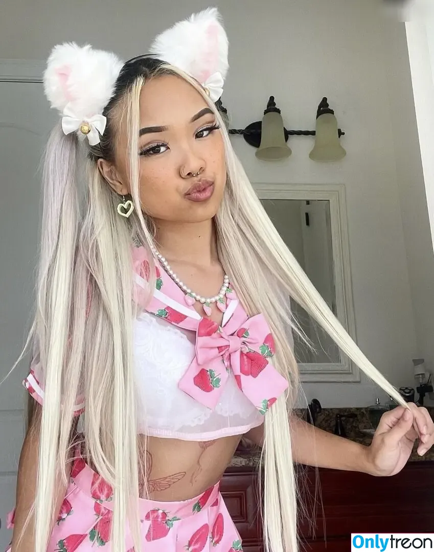 Vy Vo nude photo #0009 (katanamamii)