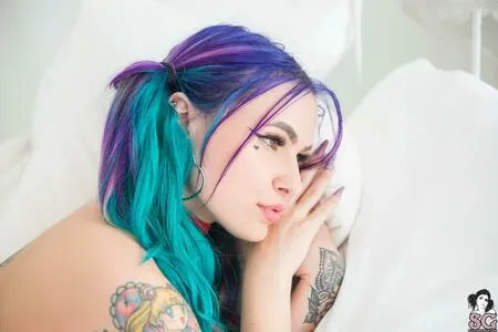 W33dhead / saturn suicide nude photo #0115