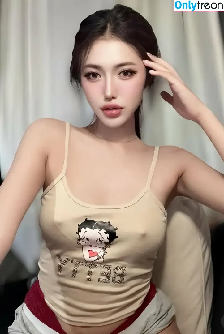 waifucutearia nude photo #0009 (waifucutearia)