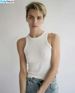 Wallis Day / wallisday nude photo #0621