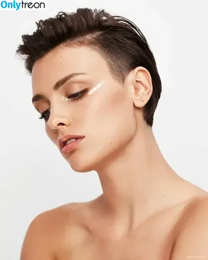 Wallis Day / wallisday nude photo #0638