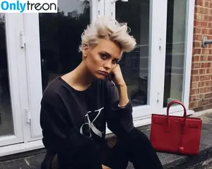 Wallis Day / wallisday nude photo #0639
