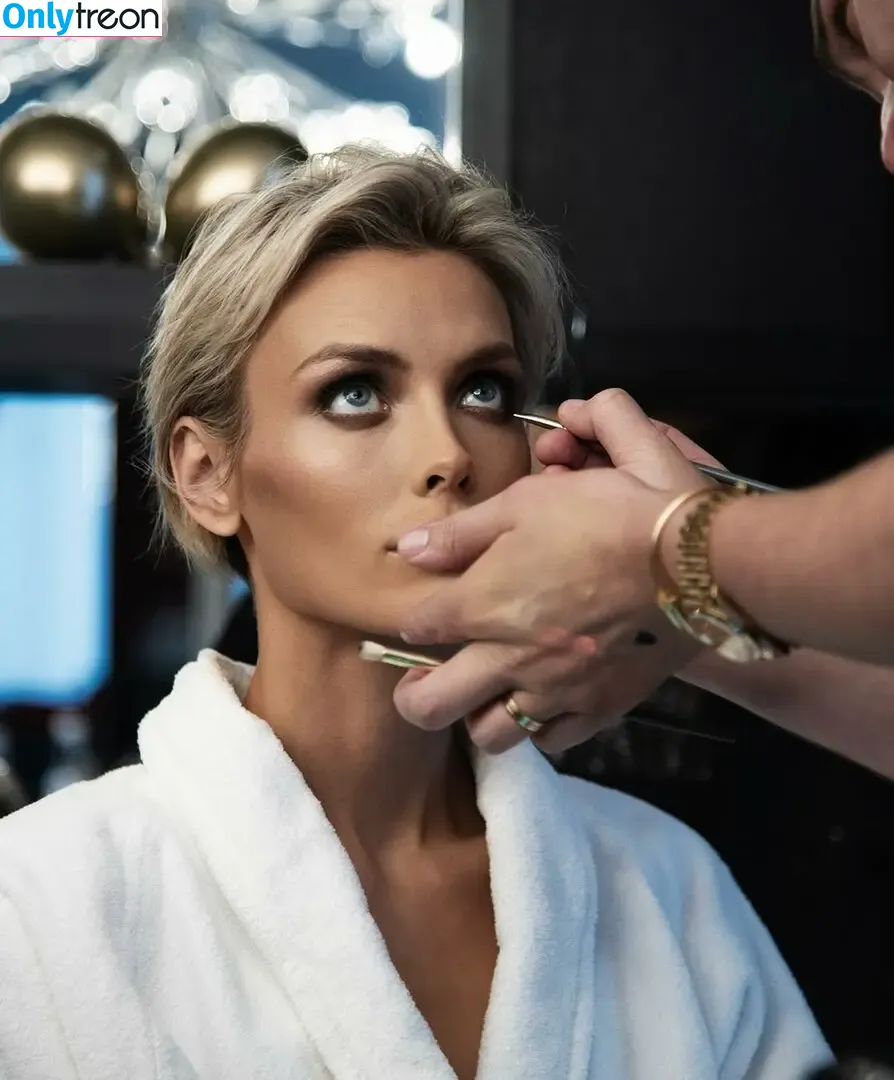 Wallis Day nude photo #0626 (wallisday)