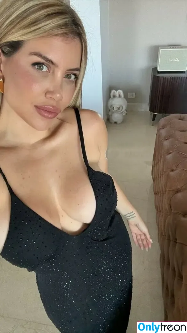 Wanda Nara голая photo #1261 (Icardi / badbitchwan / wanda_nara)