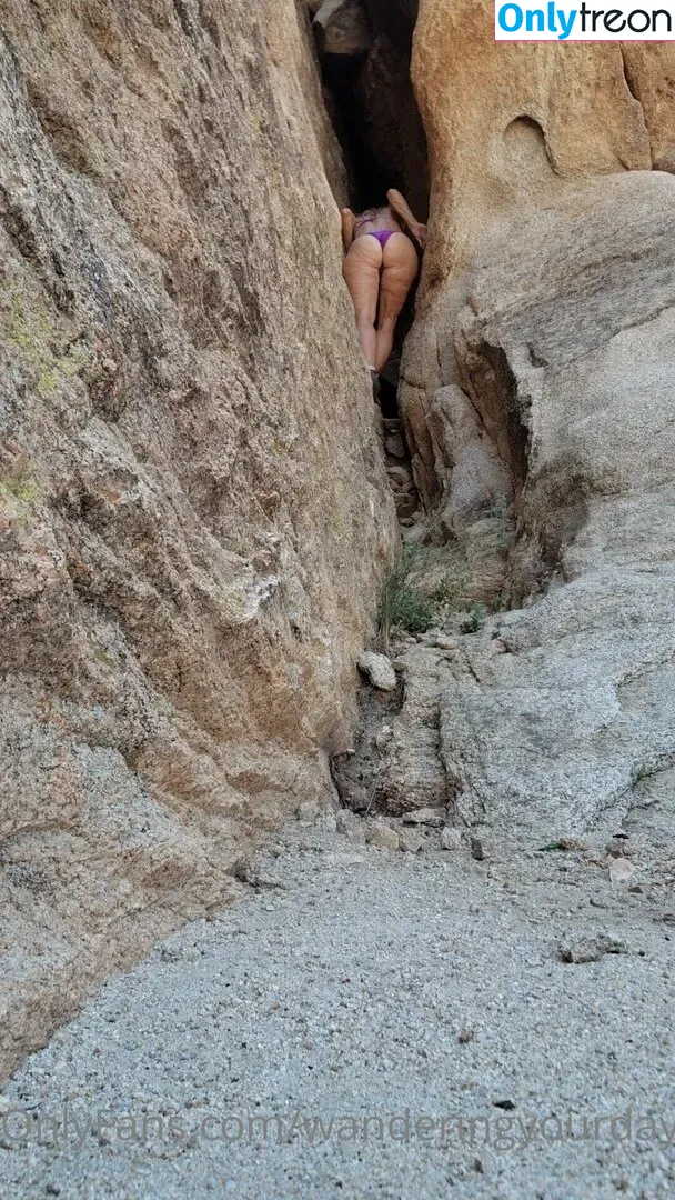 wanderingyourdaydreams nude photo #0013 (Rebecca Weckesser / rebecca_weckesser_2019)